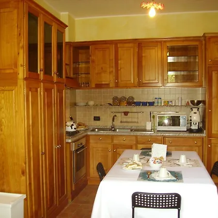 La Voliera Bed & Breakfast